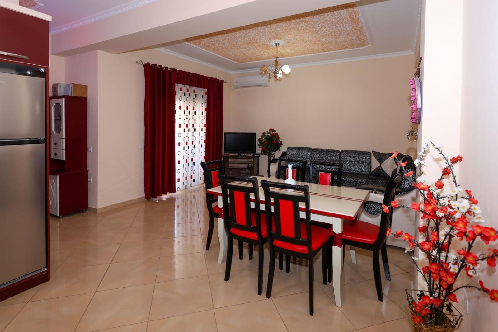 Rio'S Apartment Berat Ngoại thất bức ảnh